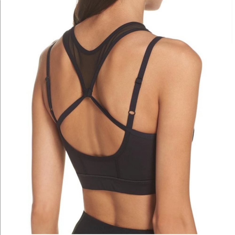 ✨Zella Body’s Black Stealth Sports Bra: Voted🔝Sexiest Sport Bras//Lingerie - Picture 2 of 16